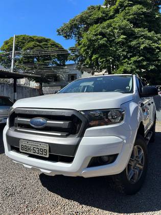 FORD RANGER 2.2 XLS 4X4 CD 16V DIESEL 4P AUTOMÁTICO